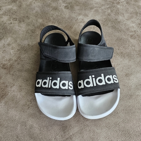 Adidas Adilette Sandal - Picture 2 of 7
